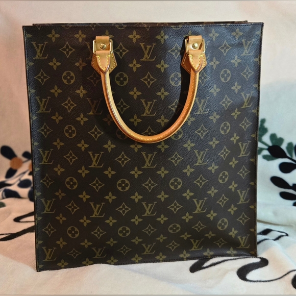 Louis Vuitton Handbags - 💯 Authentic Vintage Louis Vuitton Sac Plat